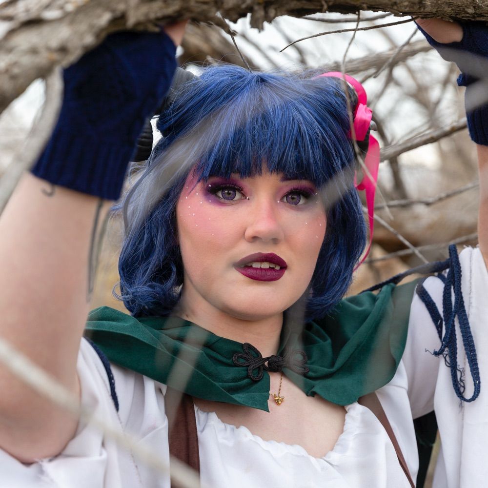 Royalbee Cosplay