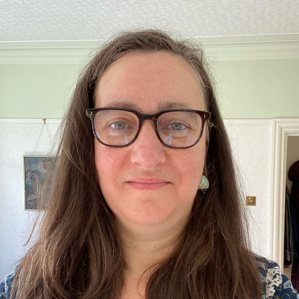 Dr Rebecca Hutten