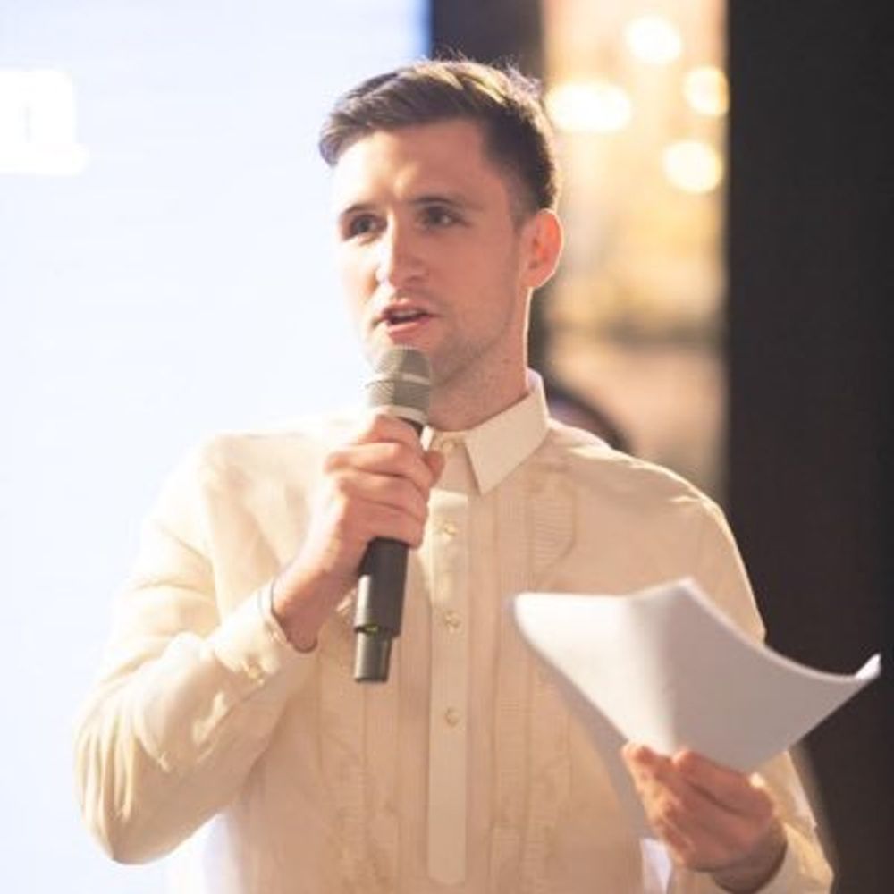 Lukas Roth