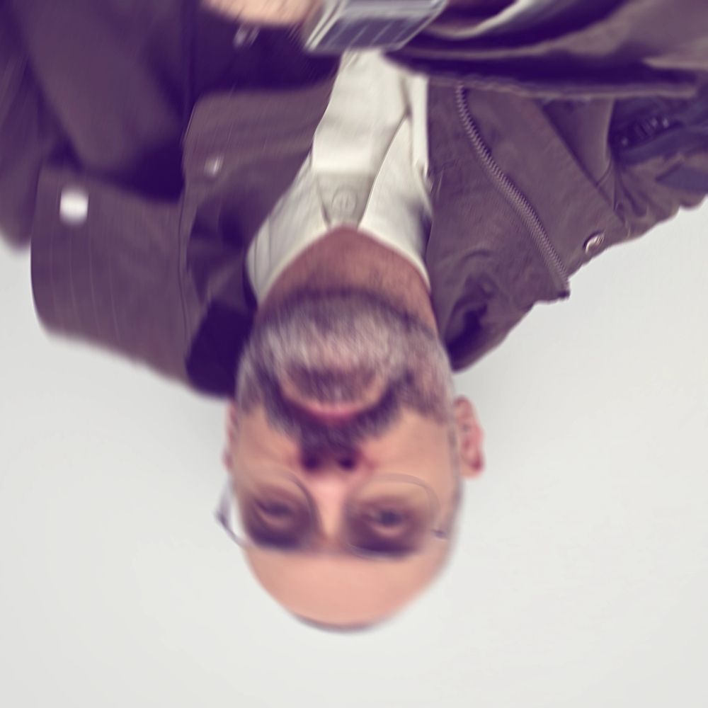 ǝnbǝʇoƃǝ