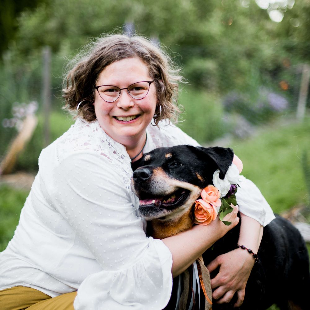 Joanna Schmidt, Animal Communicator 