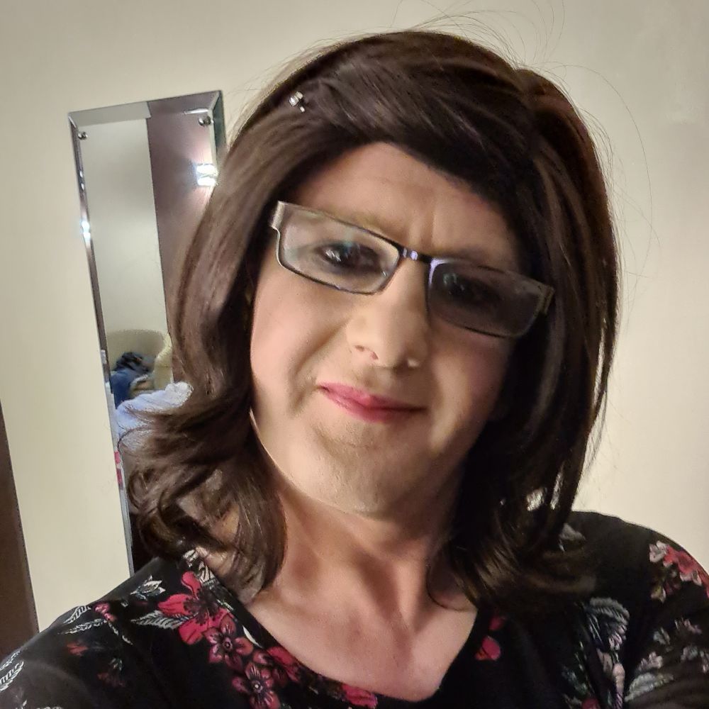 Amy Bareback Sissy 🇬🇧
