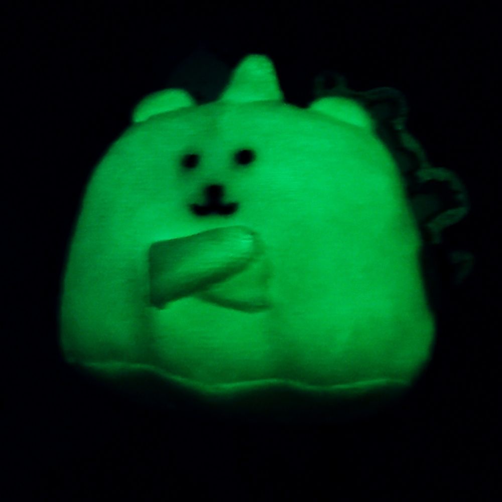 끁