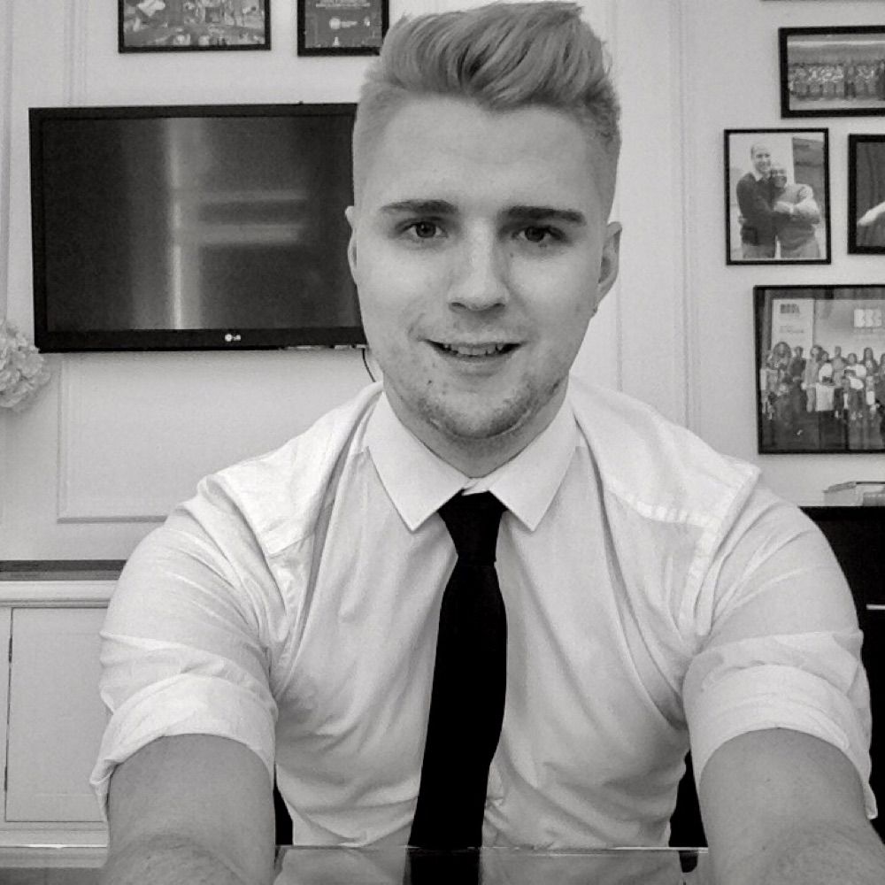 Matthew Lloyd 🎓🏳️‍🌈🇻🇦(He/Him)