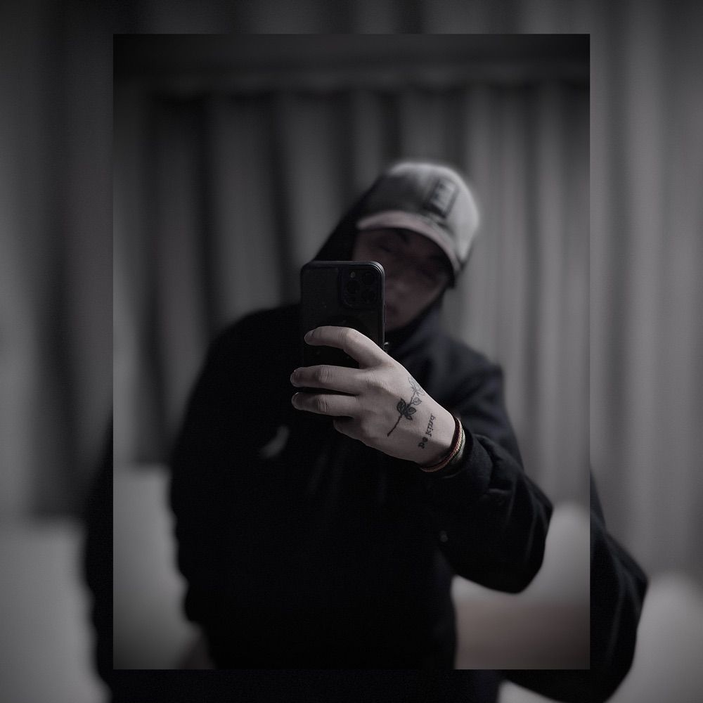  𝙵𝚎𝚕𝚒𝚙𝚎