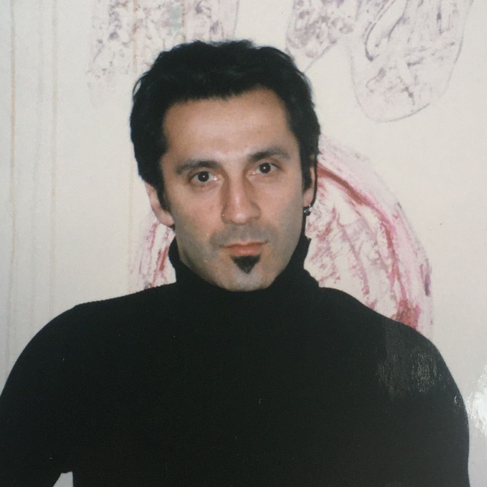 Chris Constantinou
