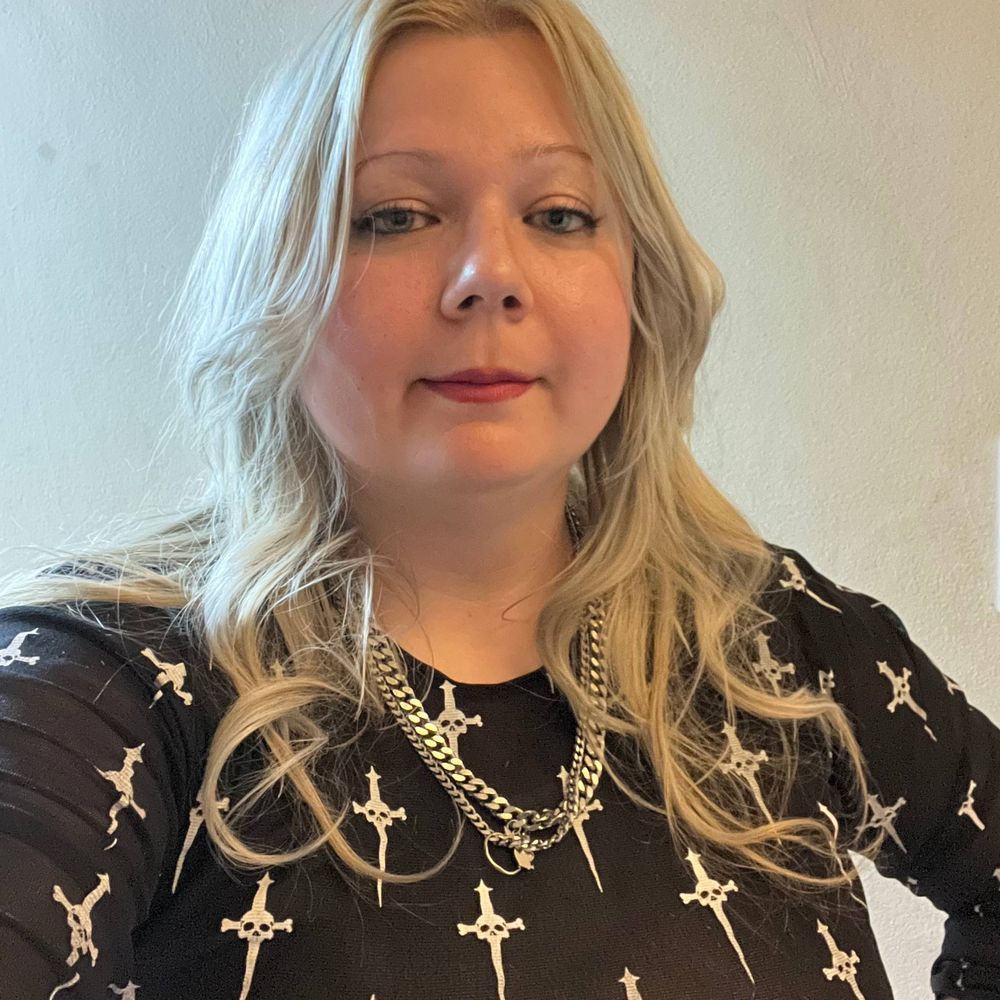 Julia Madsen (Gothic Quill)