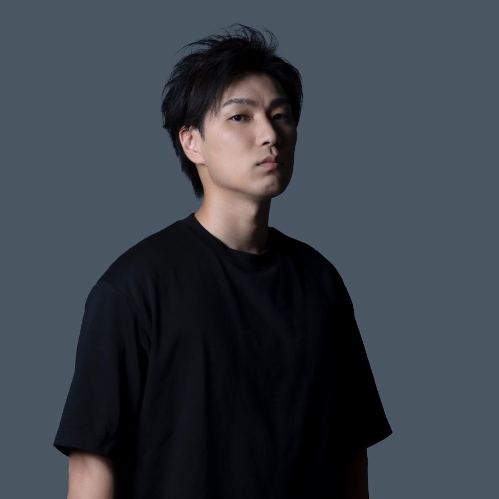 MK / Shadw