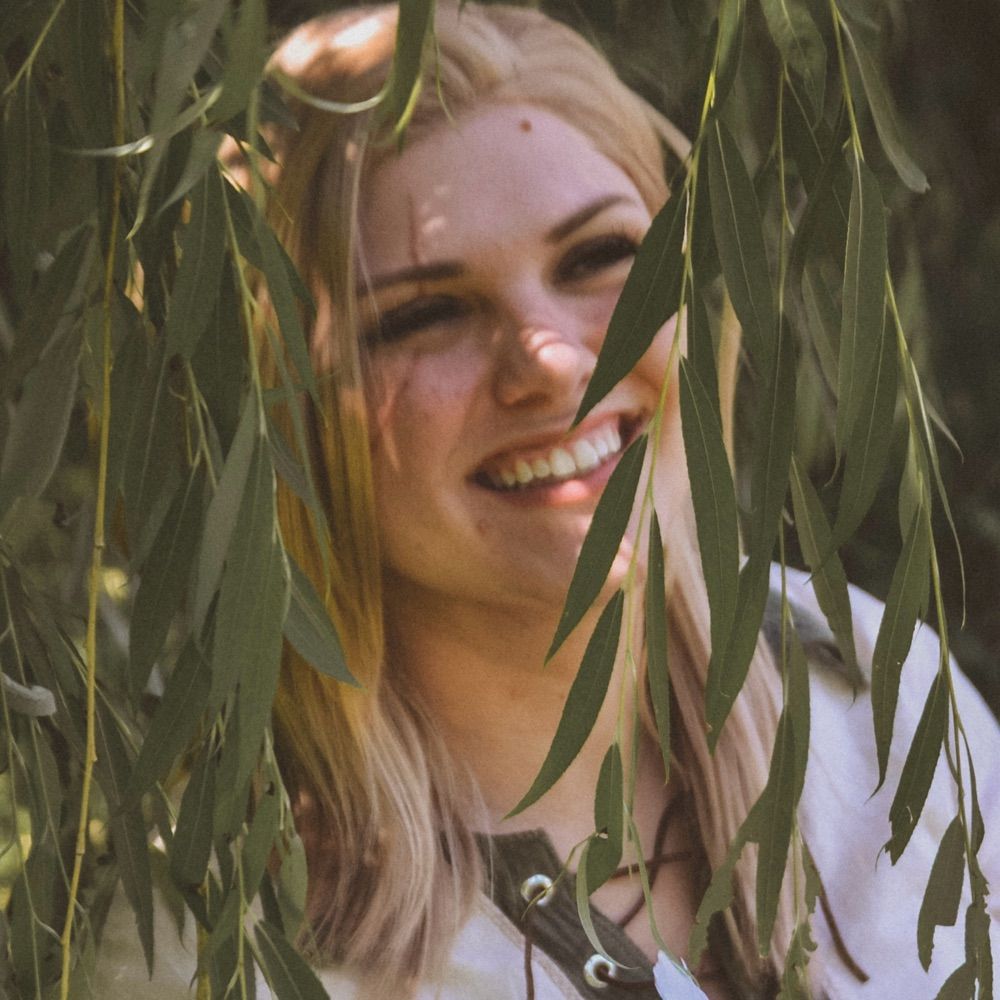 Katherine 🌙 icentertainer