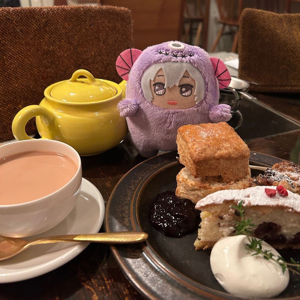 とみお