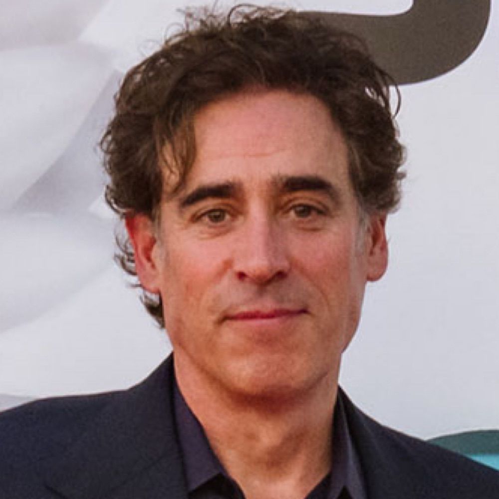 Stephen Mangan