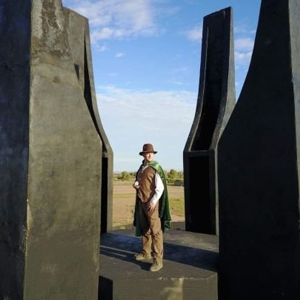 Oliver Bienkowski ∴