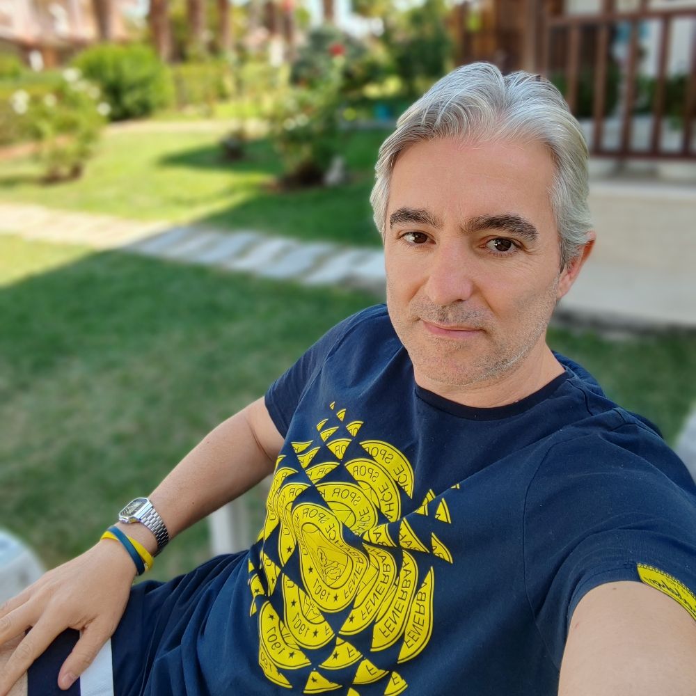 Gökhan Özçam