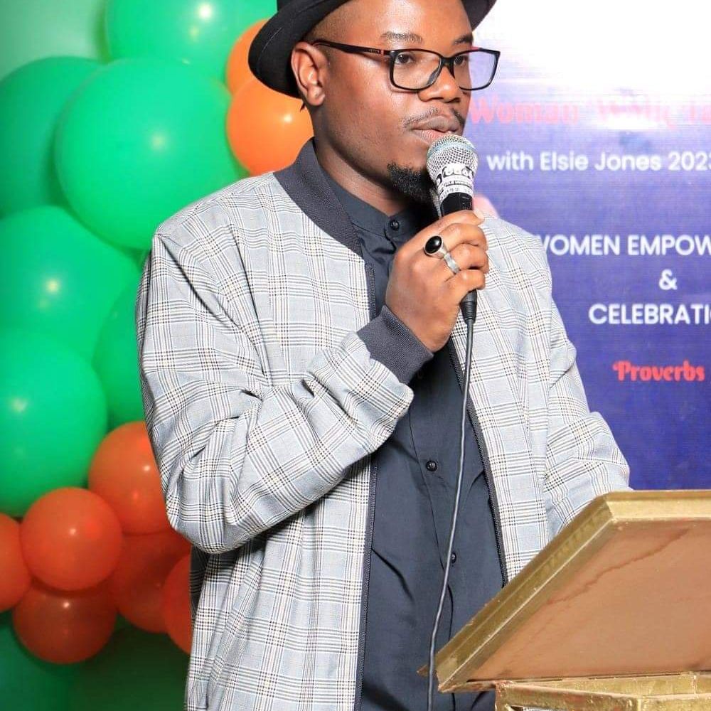 Dr Paul Mudau 