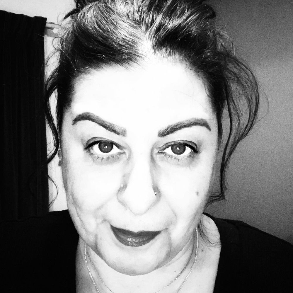 Suzi LahLah