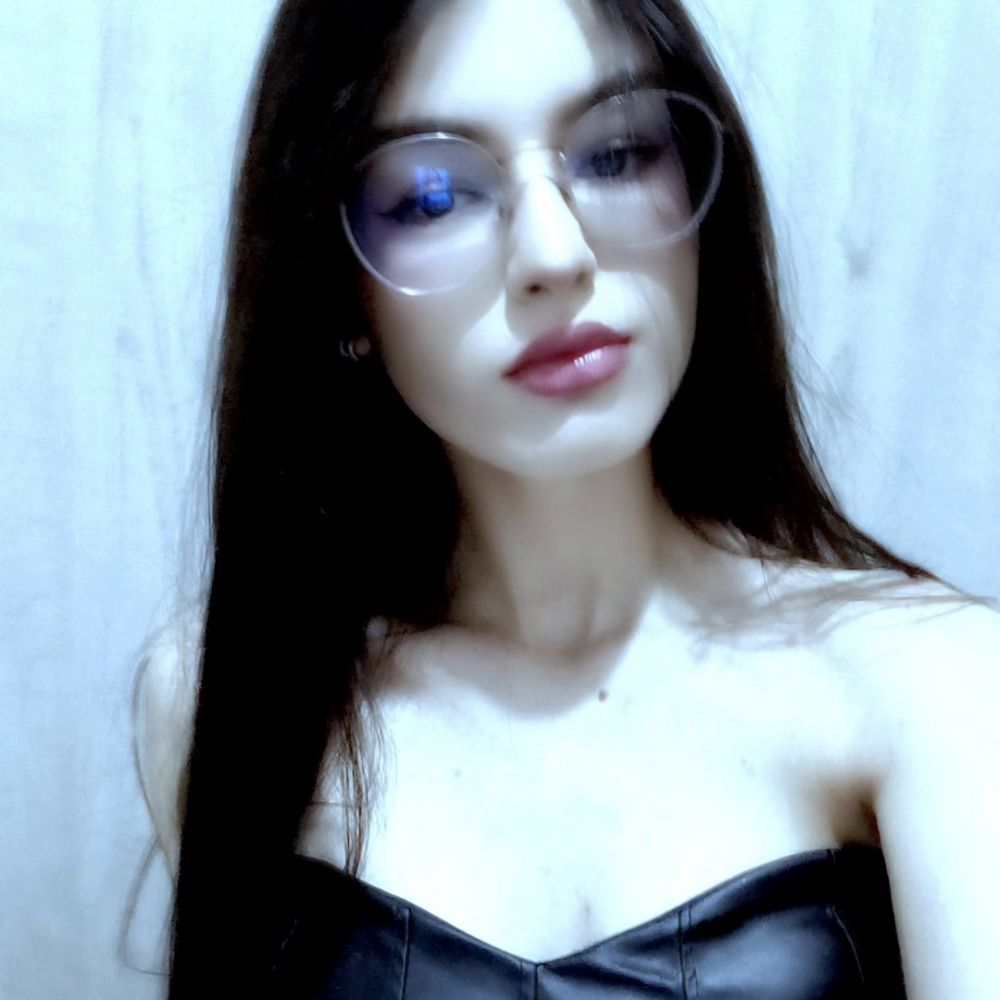 clara 𐙚