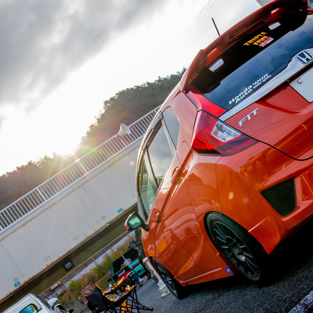 K村