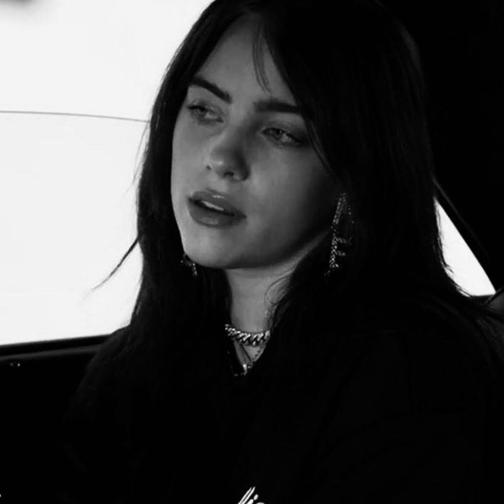 Lina, defensora de banda morta 