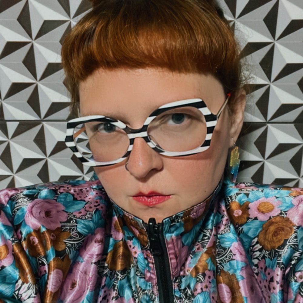 Carol Silveira- the drag translator 
