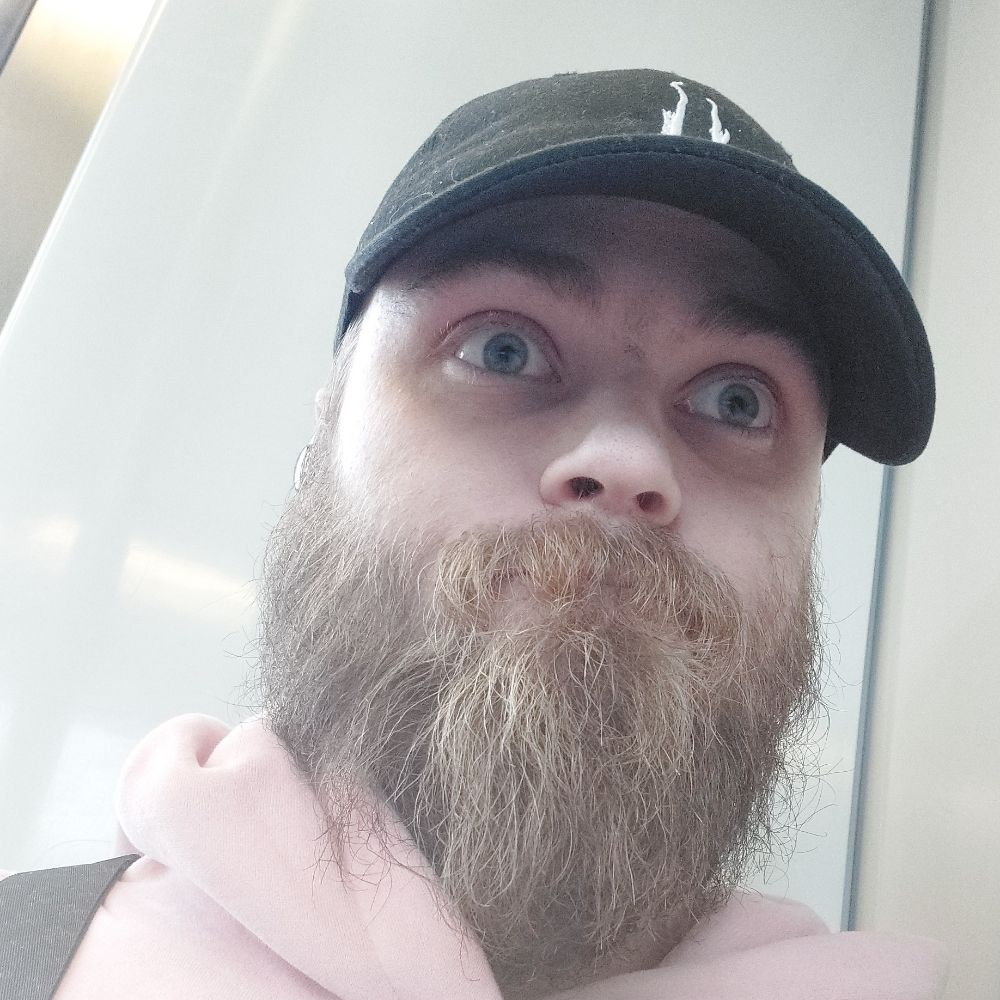 King_Hex101 (That Guy Who Dose The Dance)