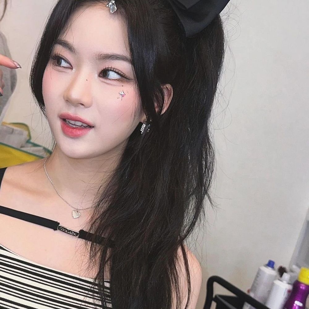 ISA◝‿◜😺 