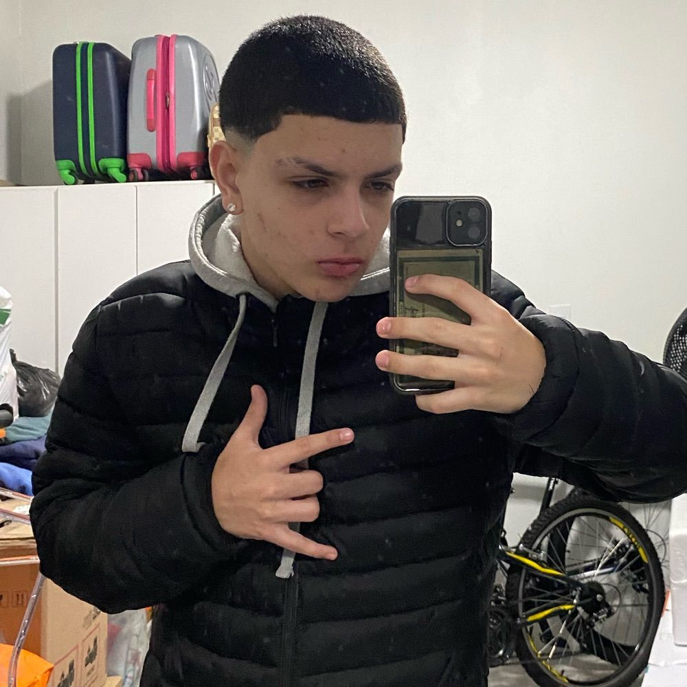 🥇