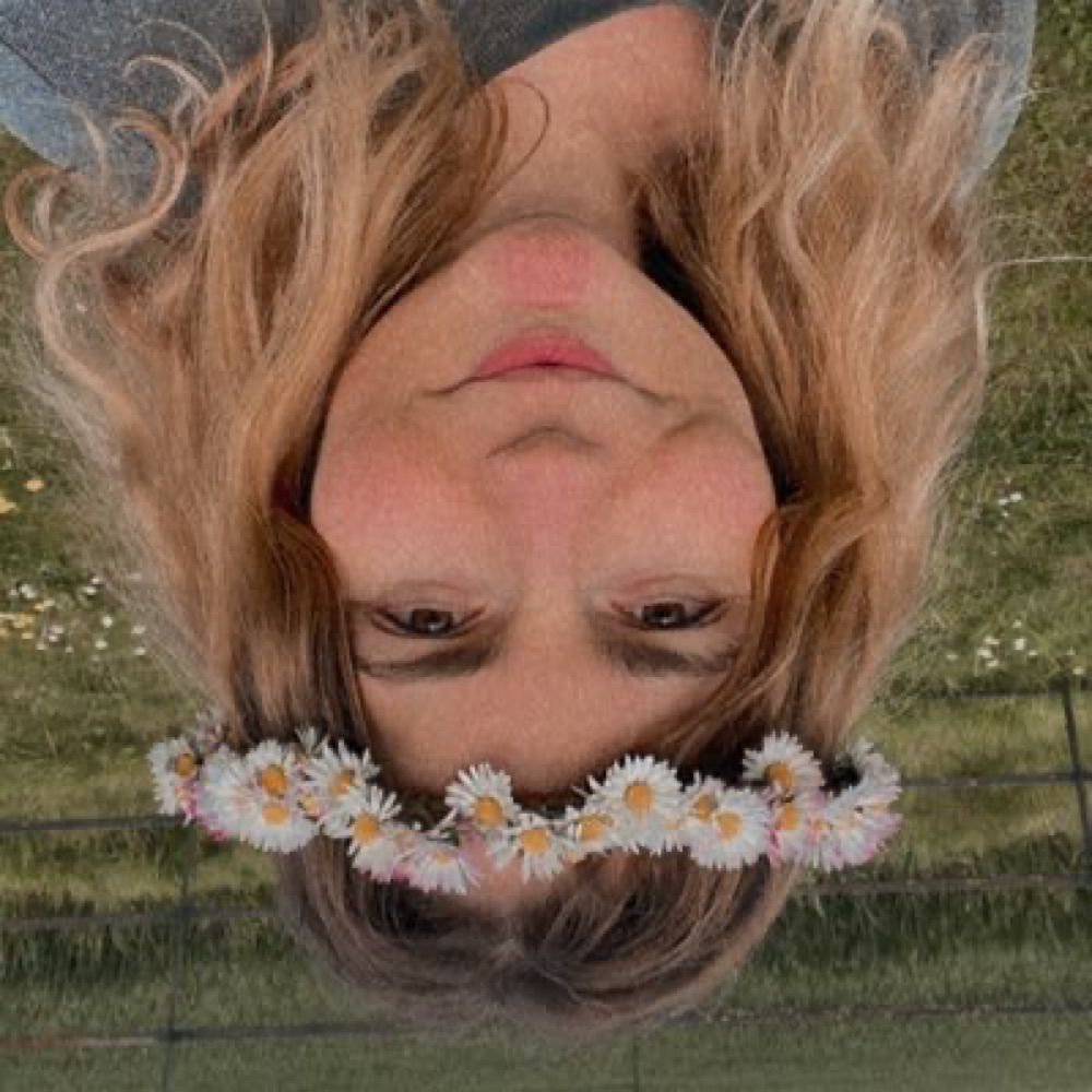𝕷𝖆𝖉𝖞 𝕷𝖆𝖟𝖆𝖗𝖚𝖘 ♁