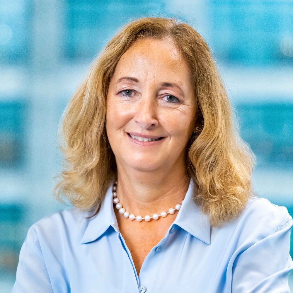 Fiona H Marshall