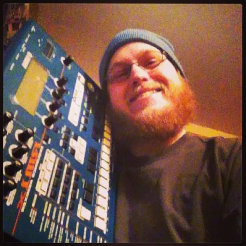 Dj Iron Gut