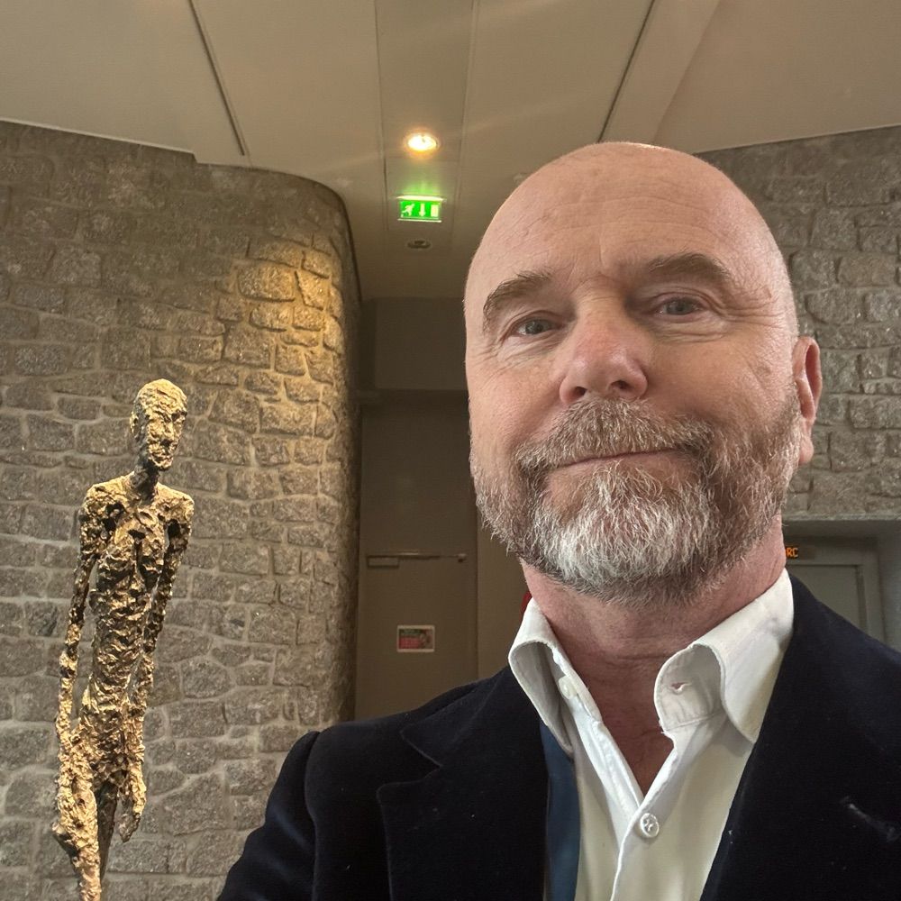 Nigel Crawhall (personal)