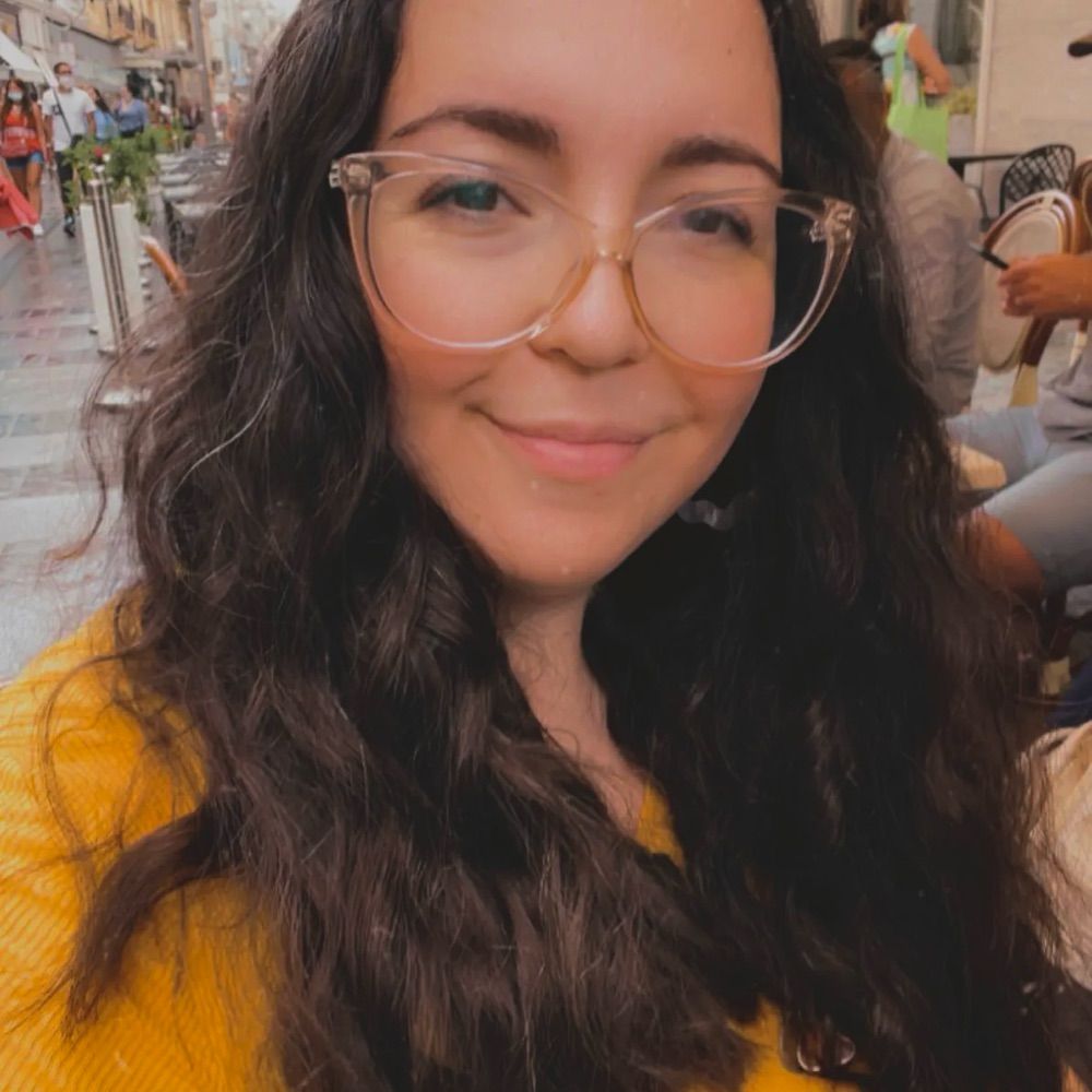 Danielle Dixon 🌻 is editing!