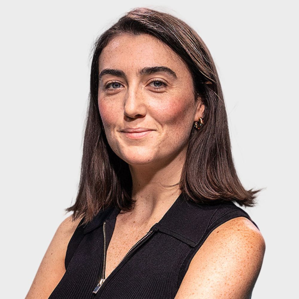 Izzy Lyons