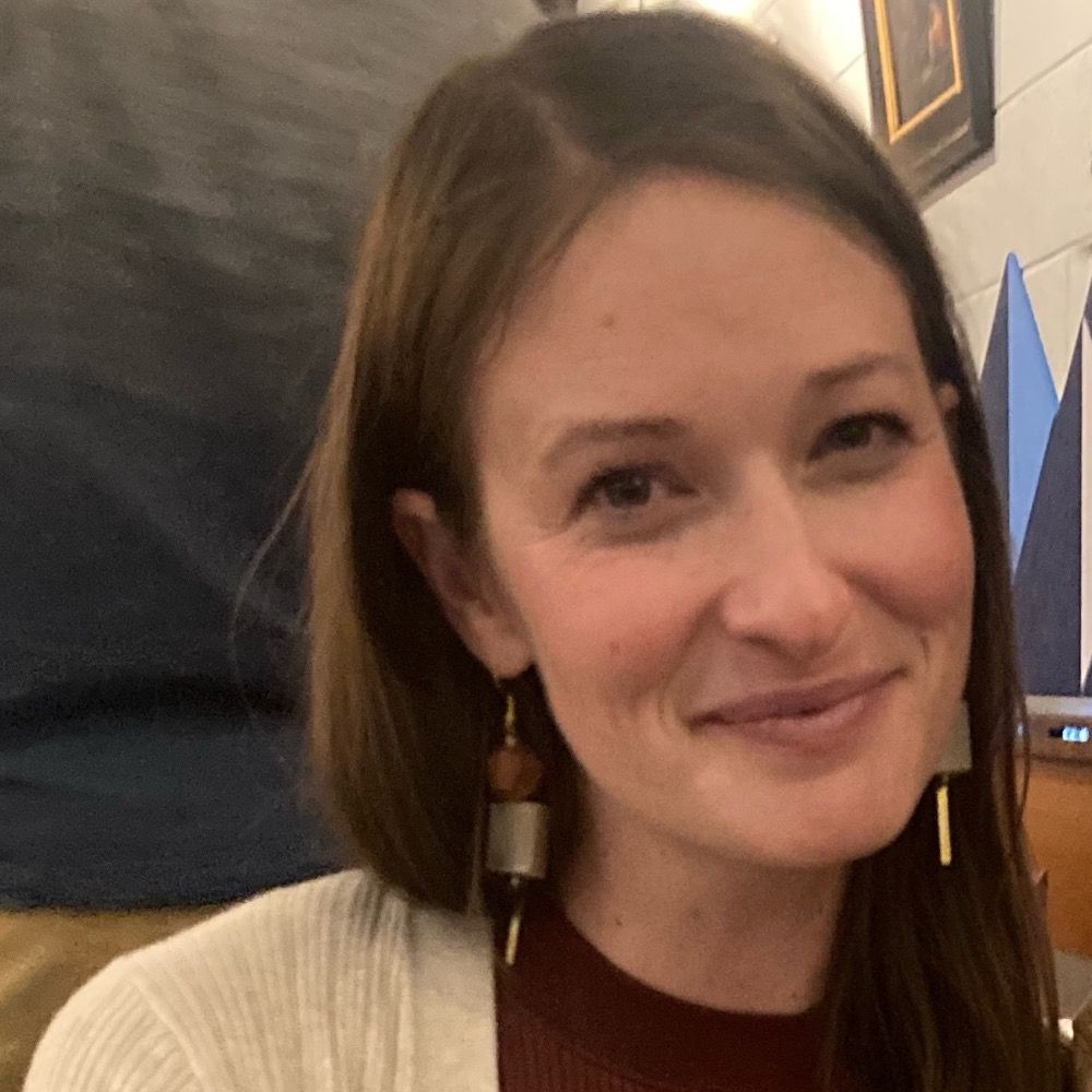 Caitlin Wells
