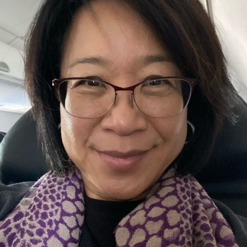 Lorna (Lim) Wong