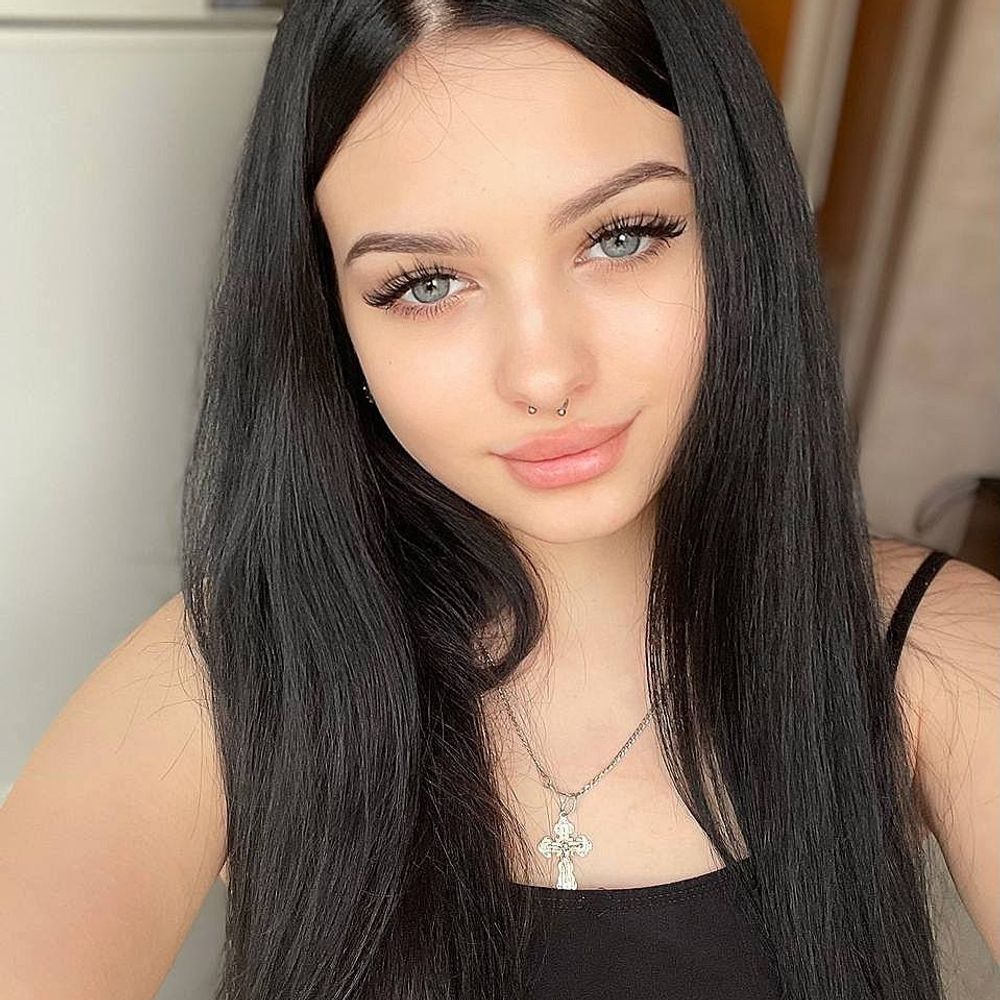 SofiInShadows