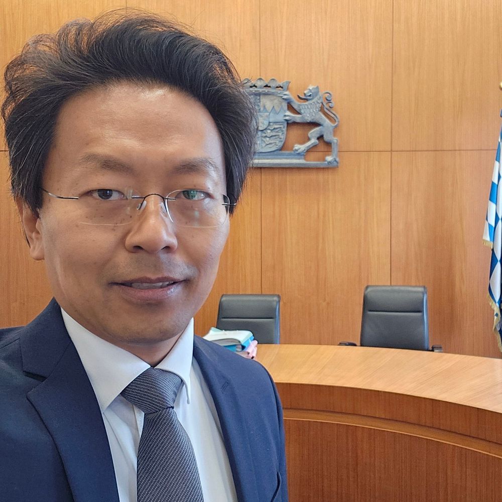 Anwalt Jun's avatar