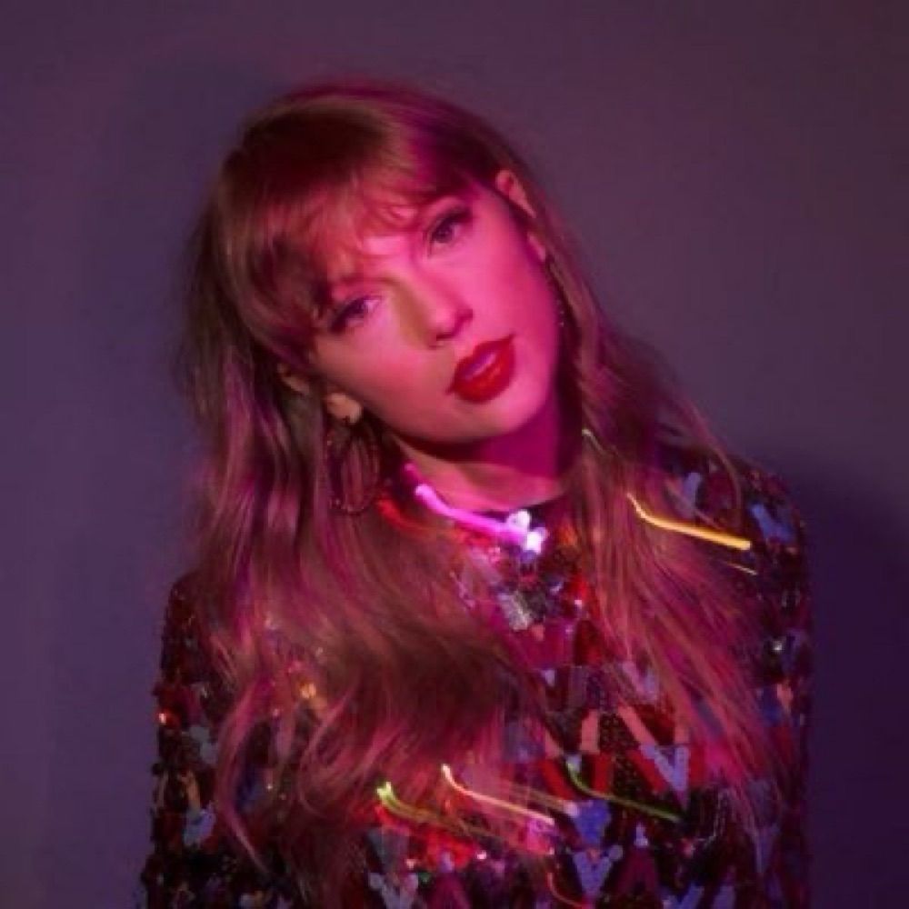 vic (taylor’s version) 🪩 | 26/11