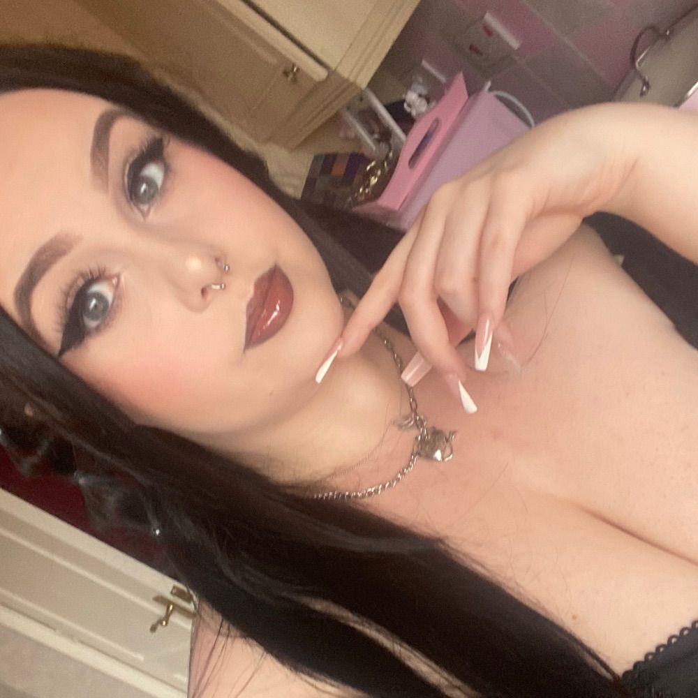 Spooky Bimbo
