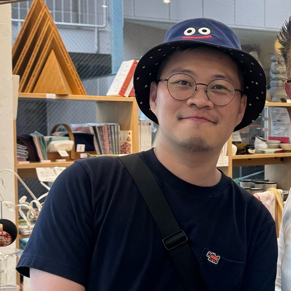 小瑋（Wei Wei)