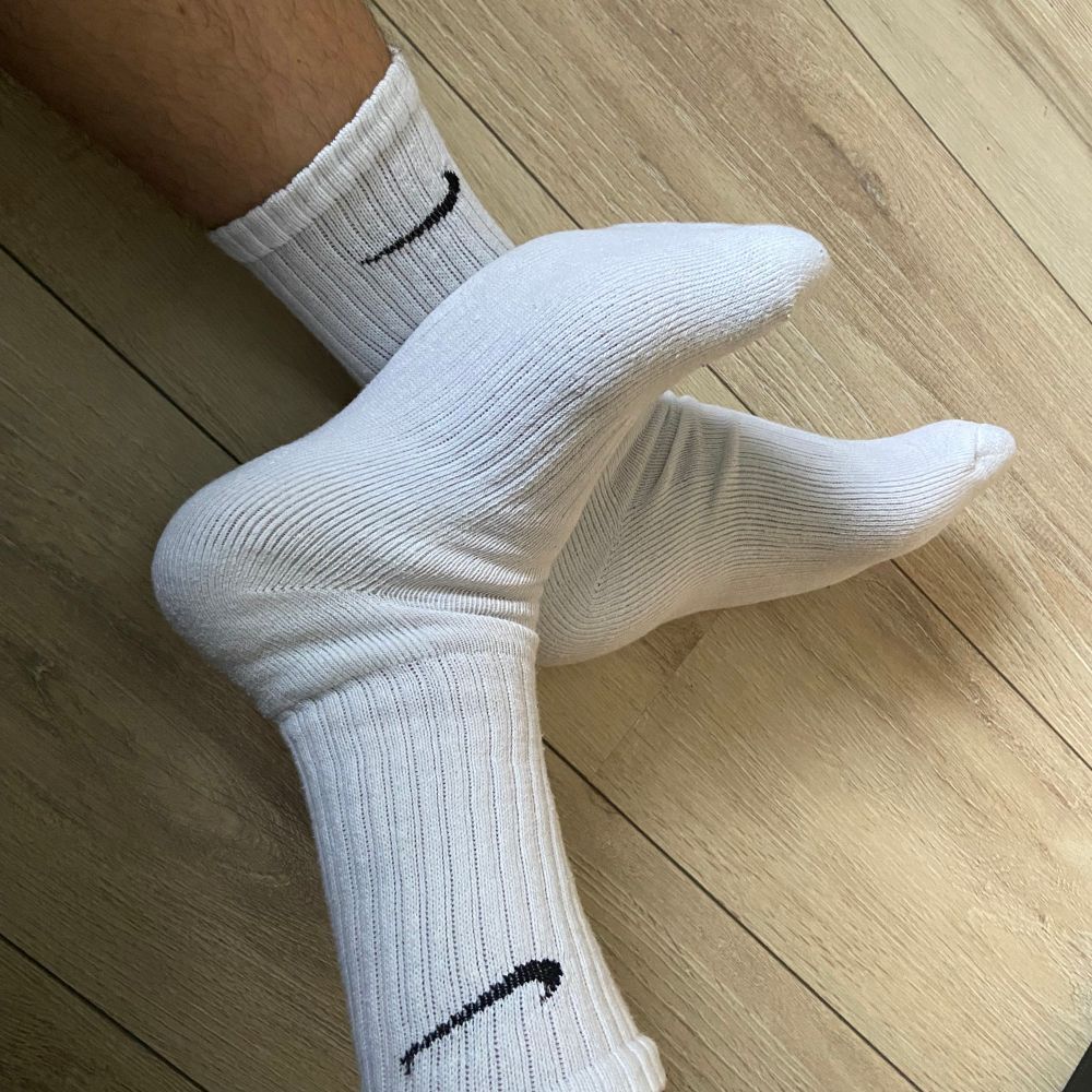 Whitesocksboy