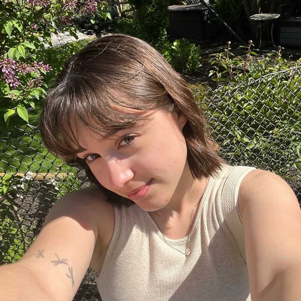 Bryce is querying queer fantasy!