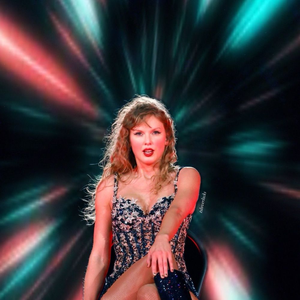 Ashley | BISEXUAL SWIFTIE
