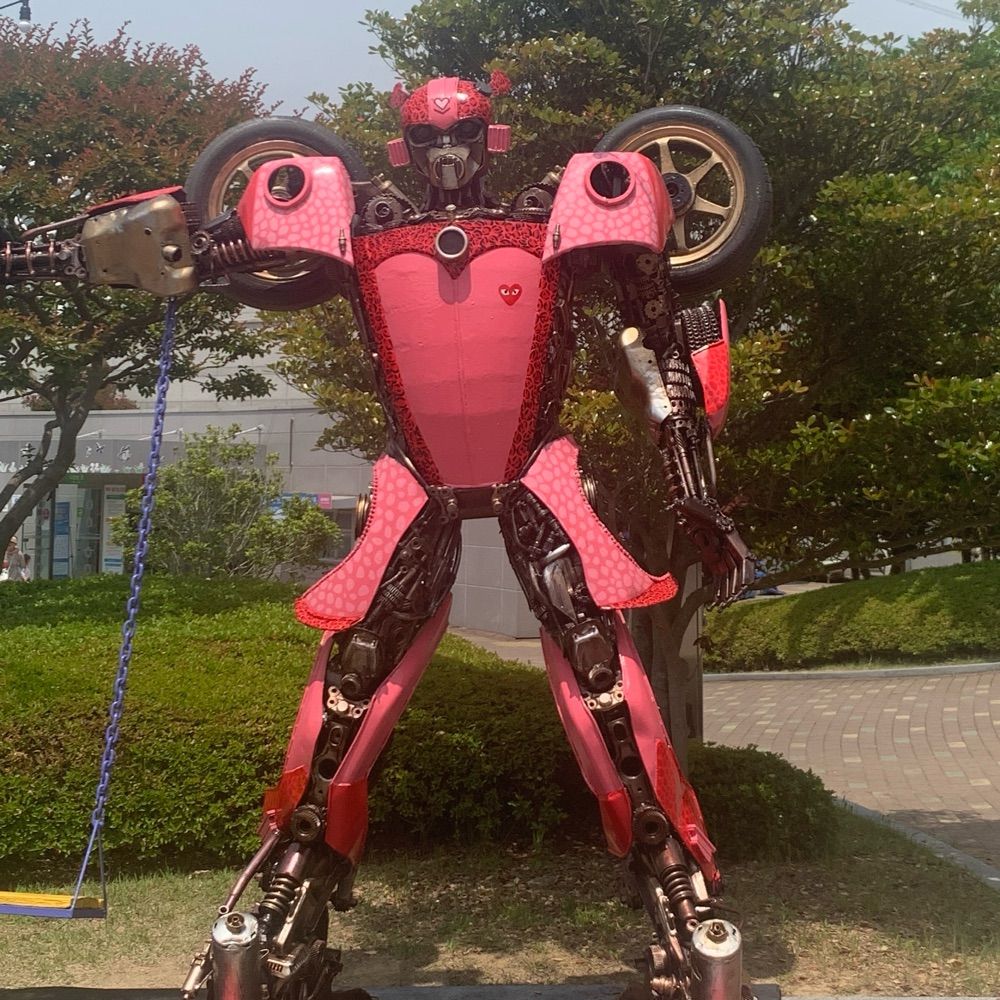 Guylovingbusan's avatar