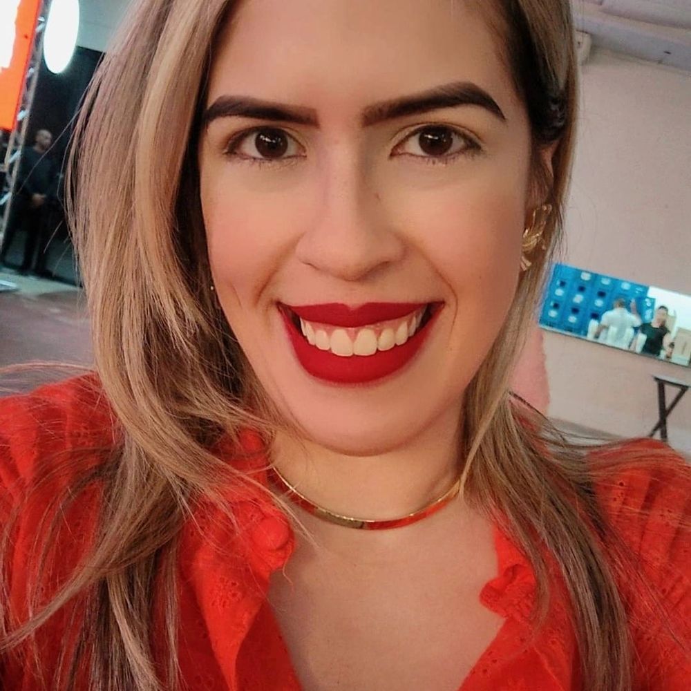 Bruna De Haro