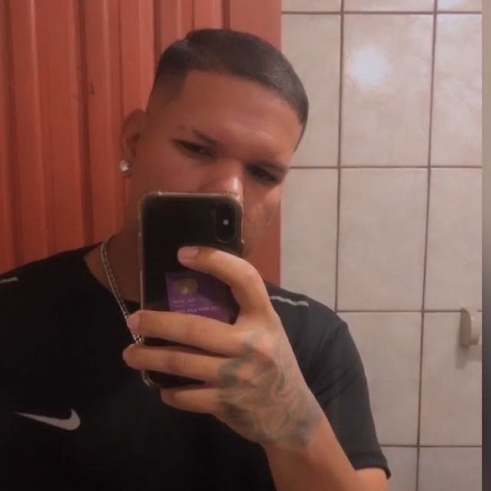 Adriano 