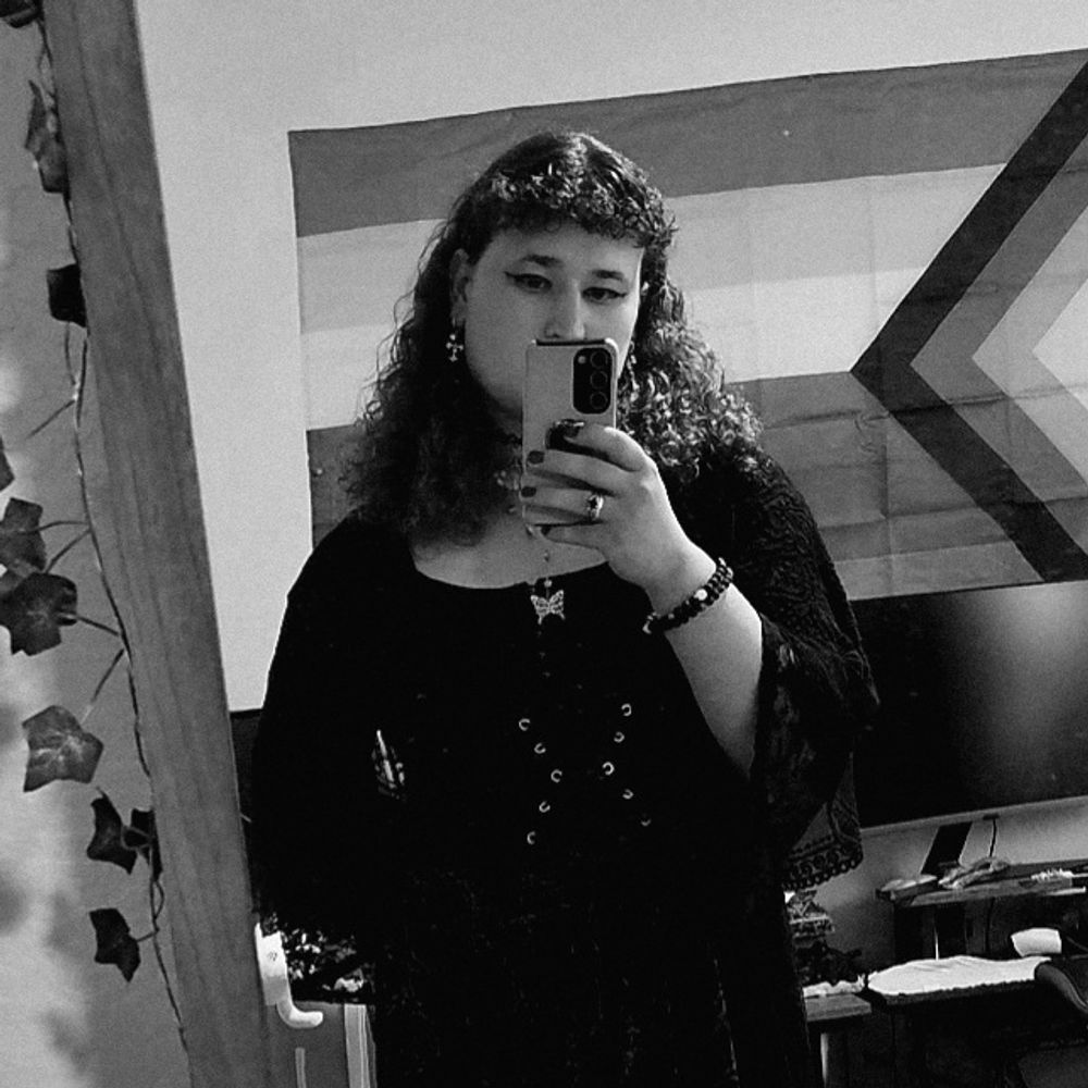 Gothstrawberry 💀🍓