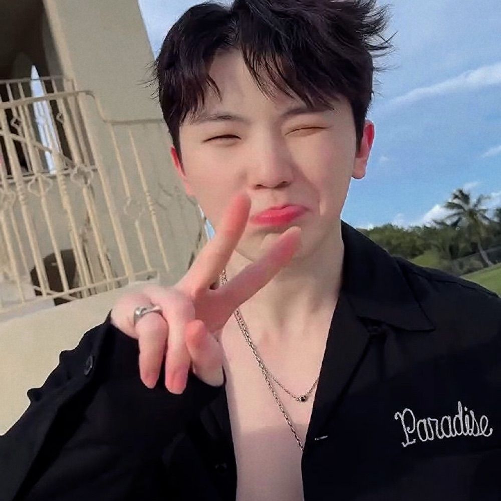 타미 ς(>‿<.)‍: ̗̀