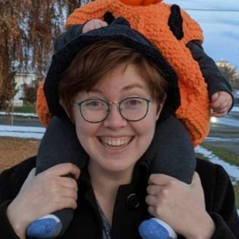 Pumpkin Spice Sara 🎃🍂👻