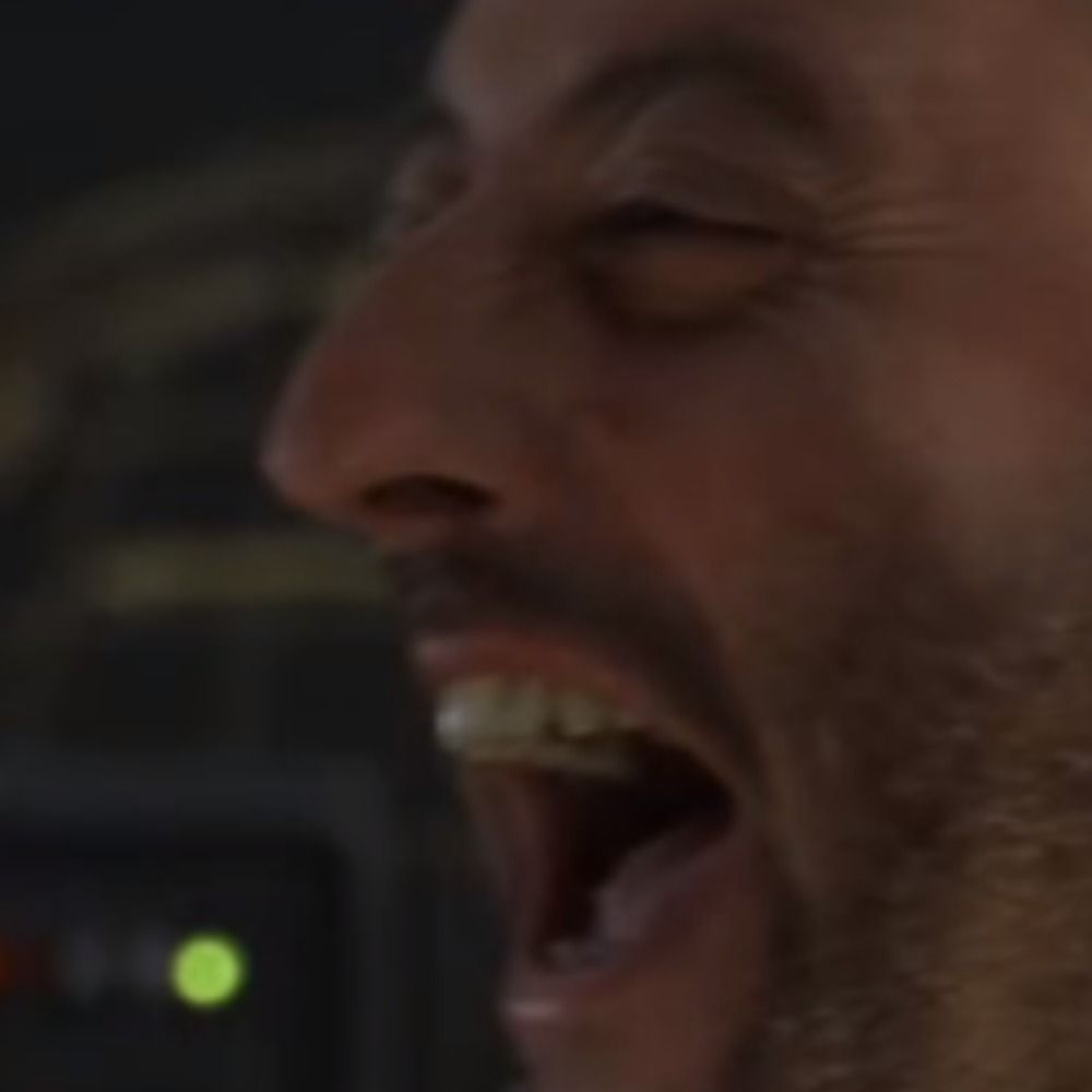 Manus Brutallem
