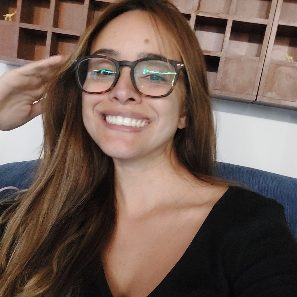 Andrea Dávila Claro